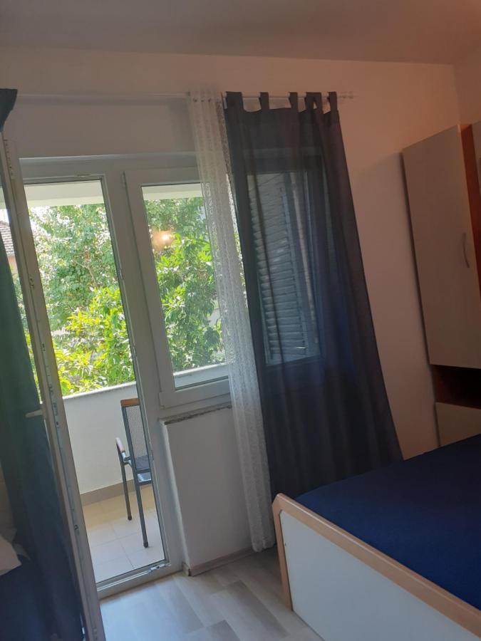 Filip 2 Hotel Biograd Na Moru Exterior foto
